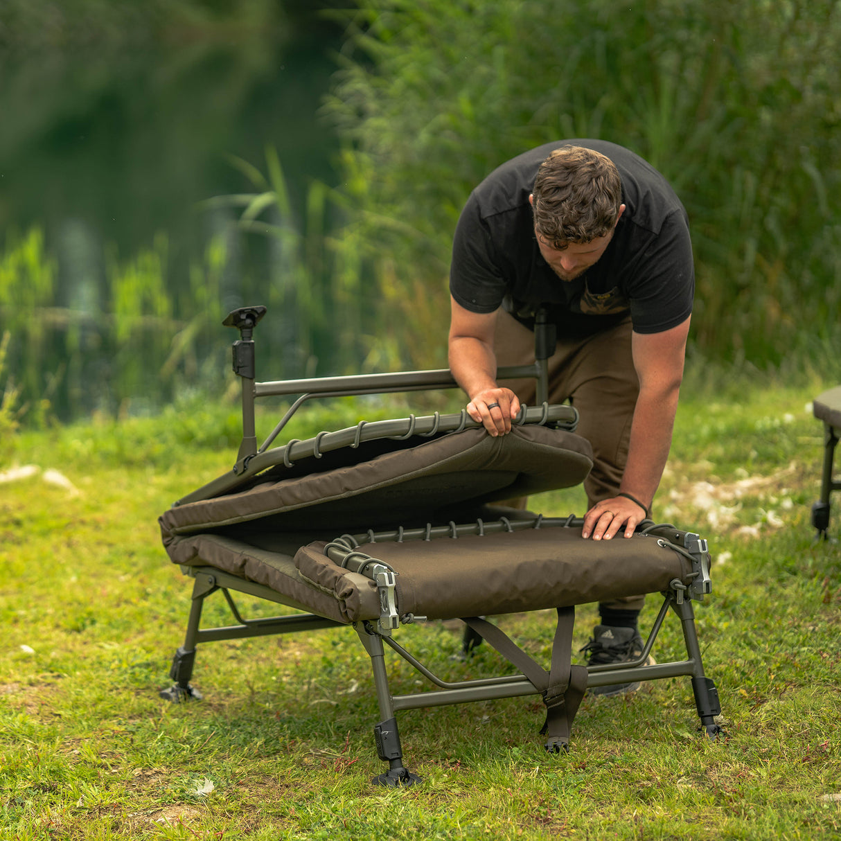 Bed Chair Avid Carp Benchmark Ultra Standard 6 legs