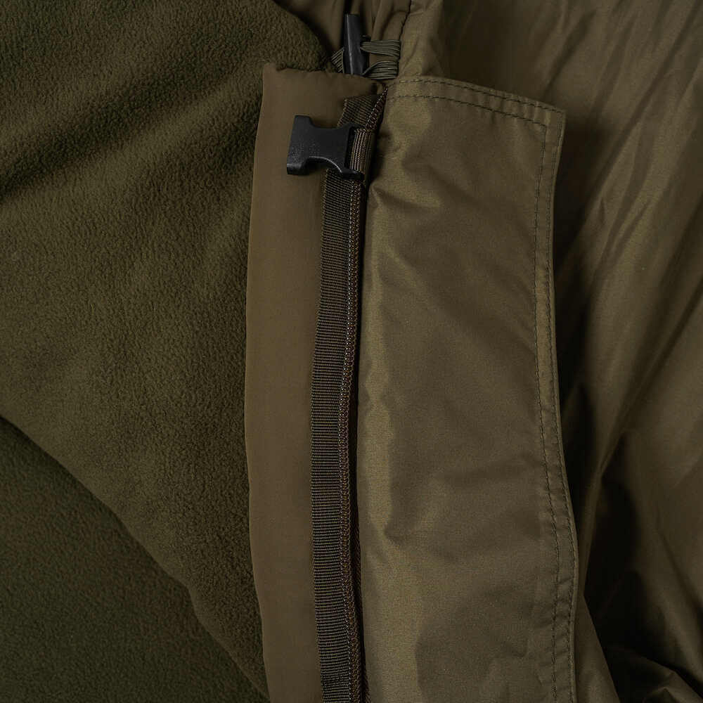 Bed Chair with sleeping bag Avid Carp Benchmark Ultra X System 8 legs