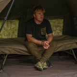 Bed Chair with sleeping bag Avid Carp Benchmark Ultra System